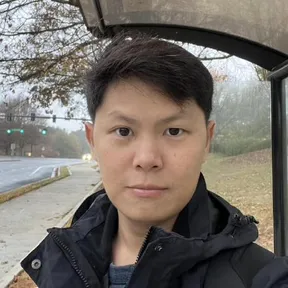 Portrait of Justin Nguyen